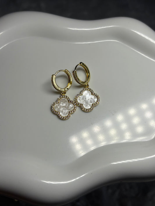 Boucles d’oreilles Lysia or